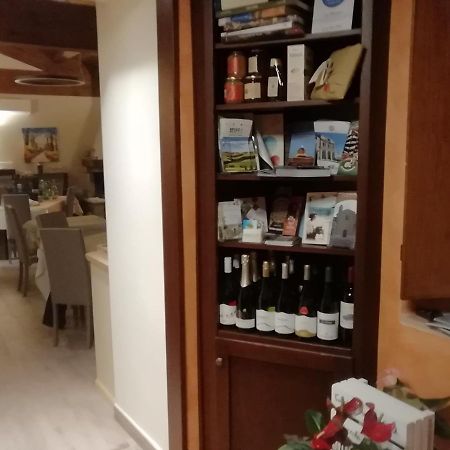 Il Roccolo Di Valcerasa Apartment Treia ภายนอก รูปภาพ