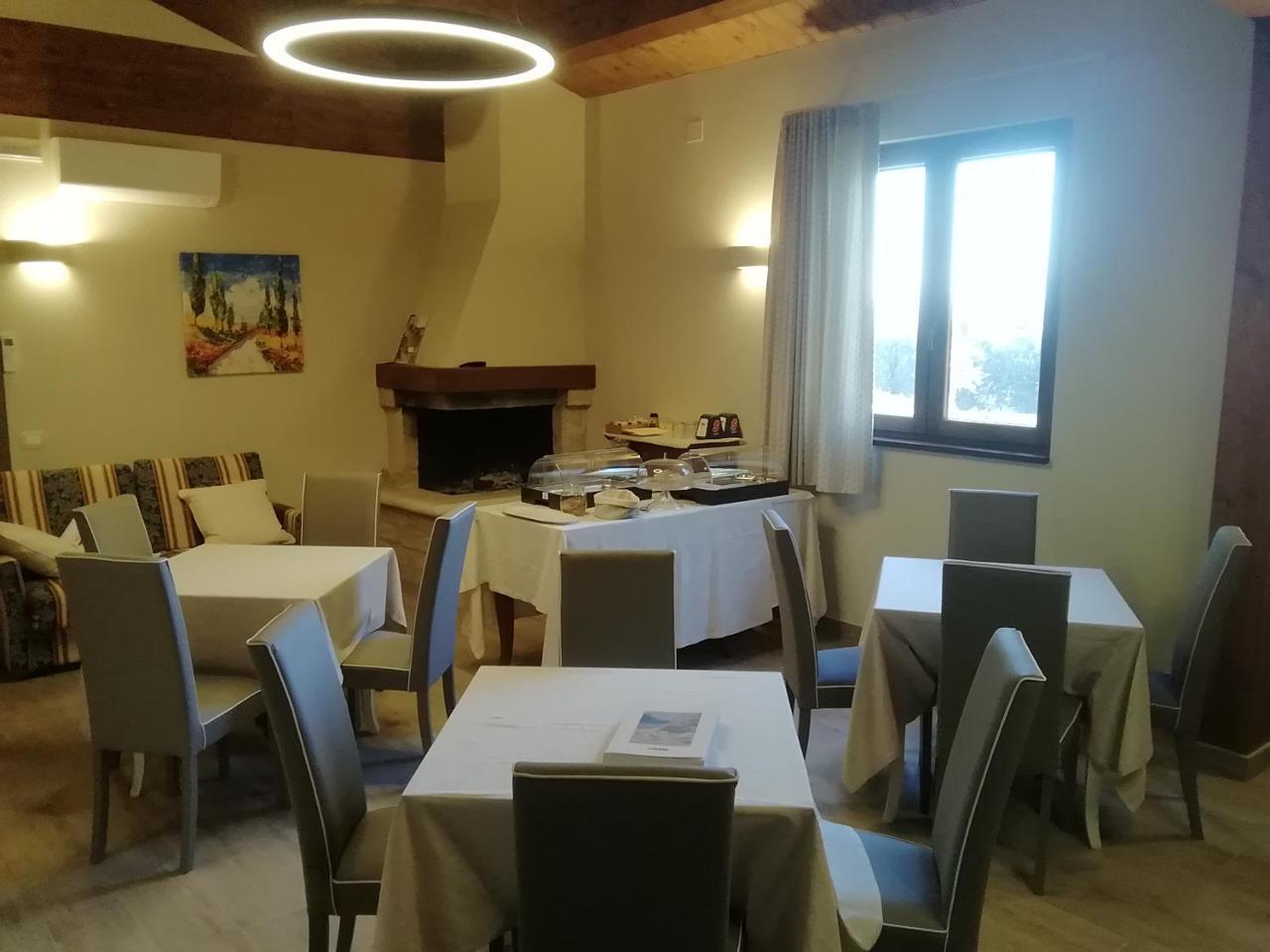 Il Roccolo Di Valcerasa Apartment Treia ภายนอก รูปภาพ