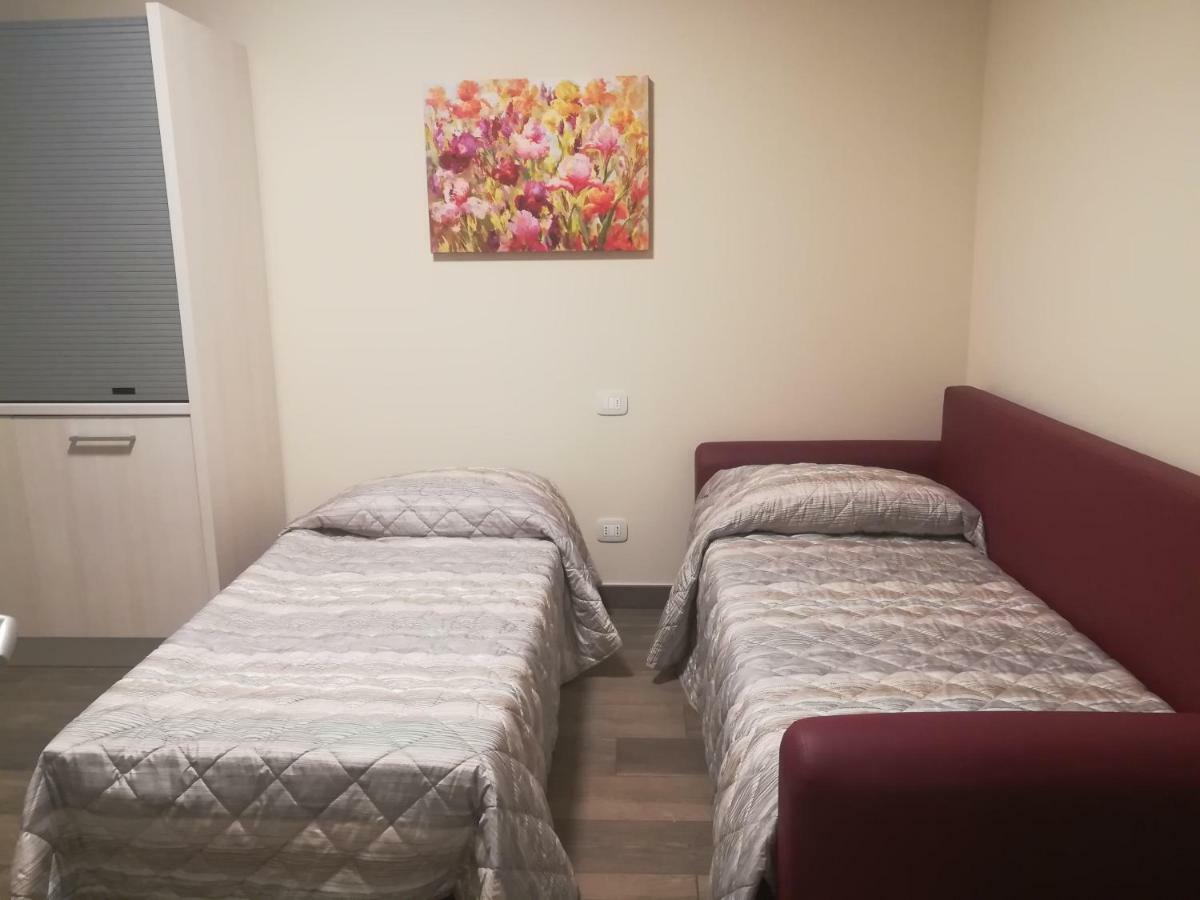 Il Roccolo Di Valcerasa Apartment Treia ภายนอก รูปภาพ